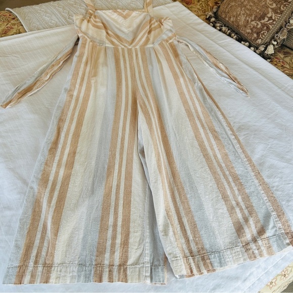 Anthropologie Savannah Jumpsuit Stripe Linen Tan White Neutral Wide Crop Leg 14 - Picture 9 of 16